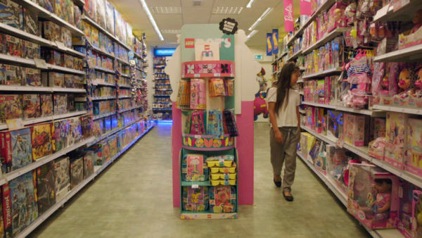 Girlsboysmix_still3